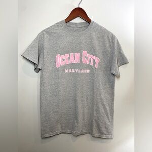 Woman’s Ocean City Maryland TShirt gray size Small